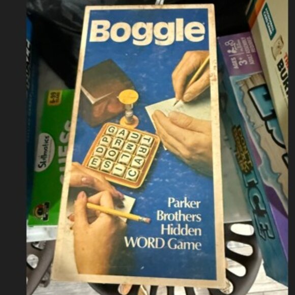 Boggle Word Game - Picture 1 of 2